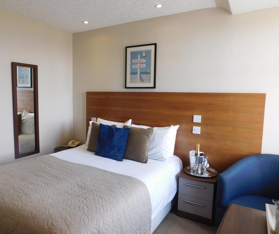 Cullen Bay Hotel Экстерьер фото