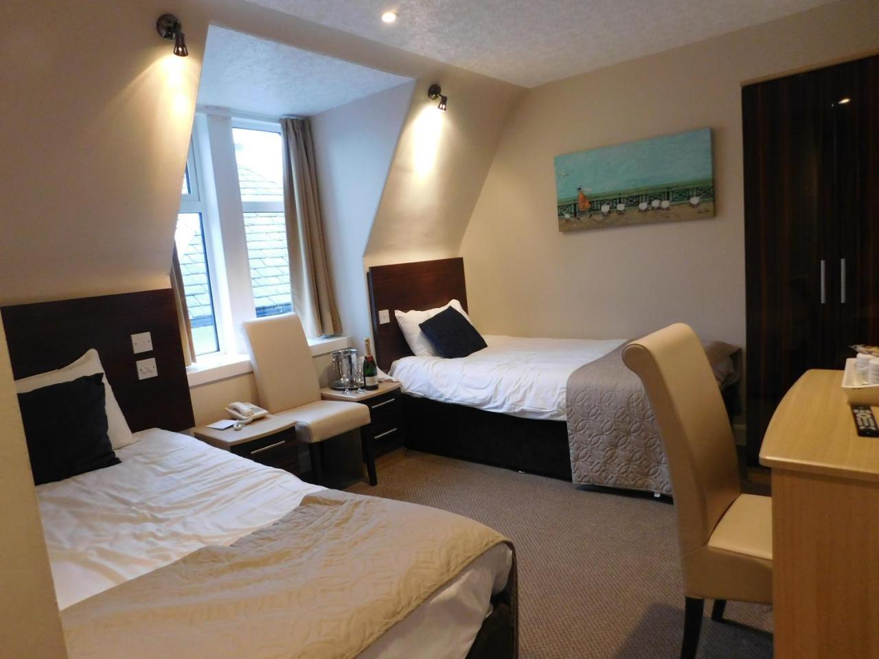 Cullen Bay Hotel Экстерьер фото